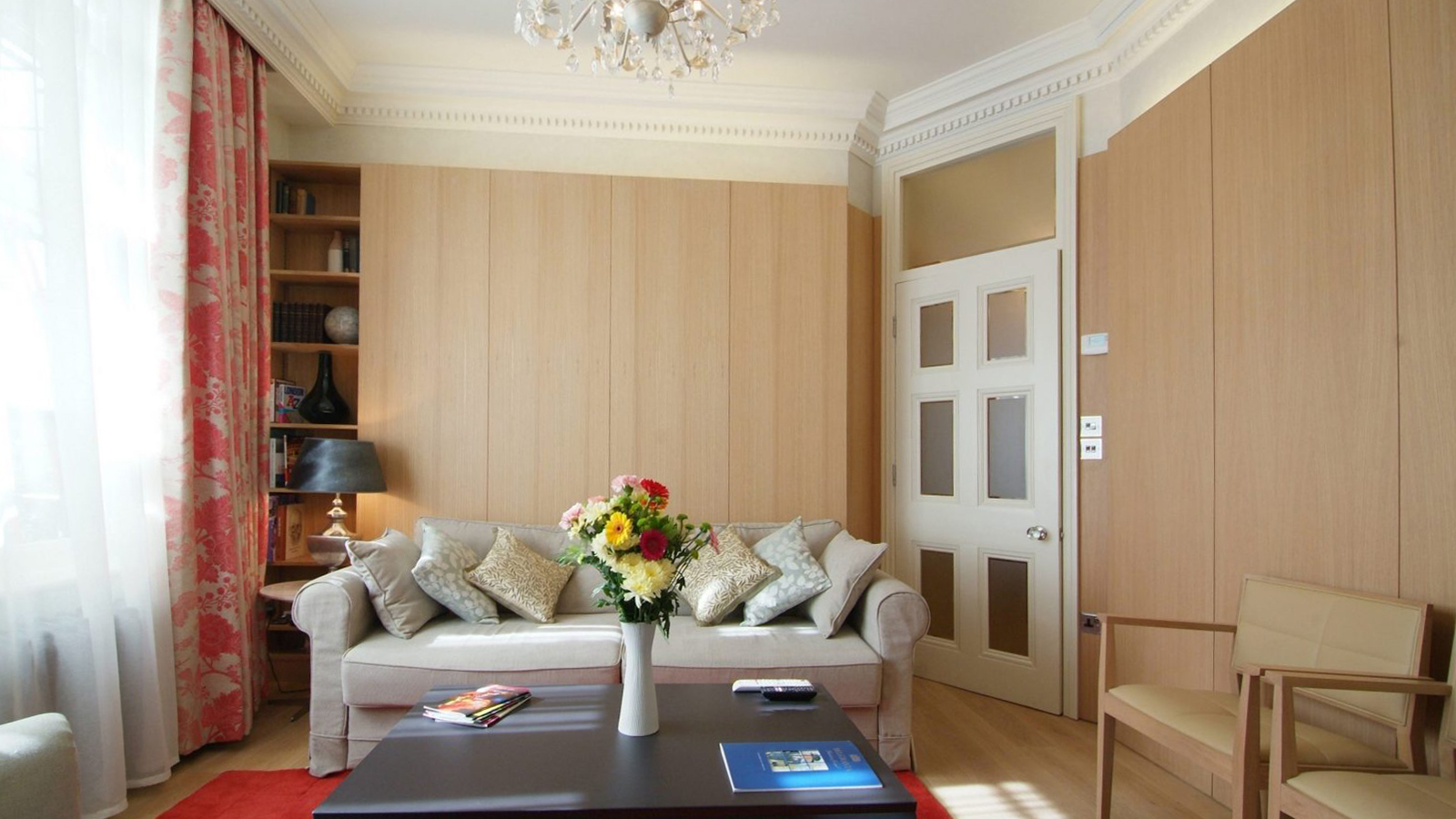 Living room of the Chelsea Embankment flat